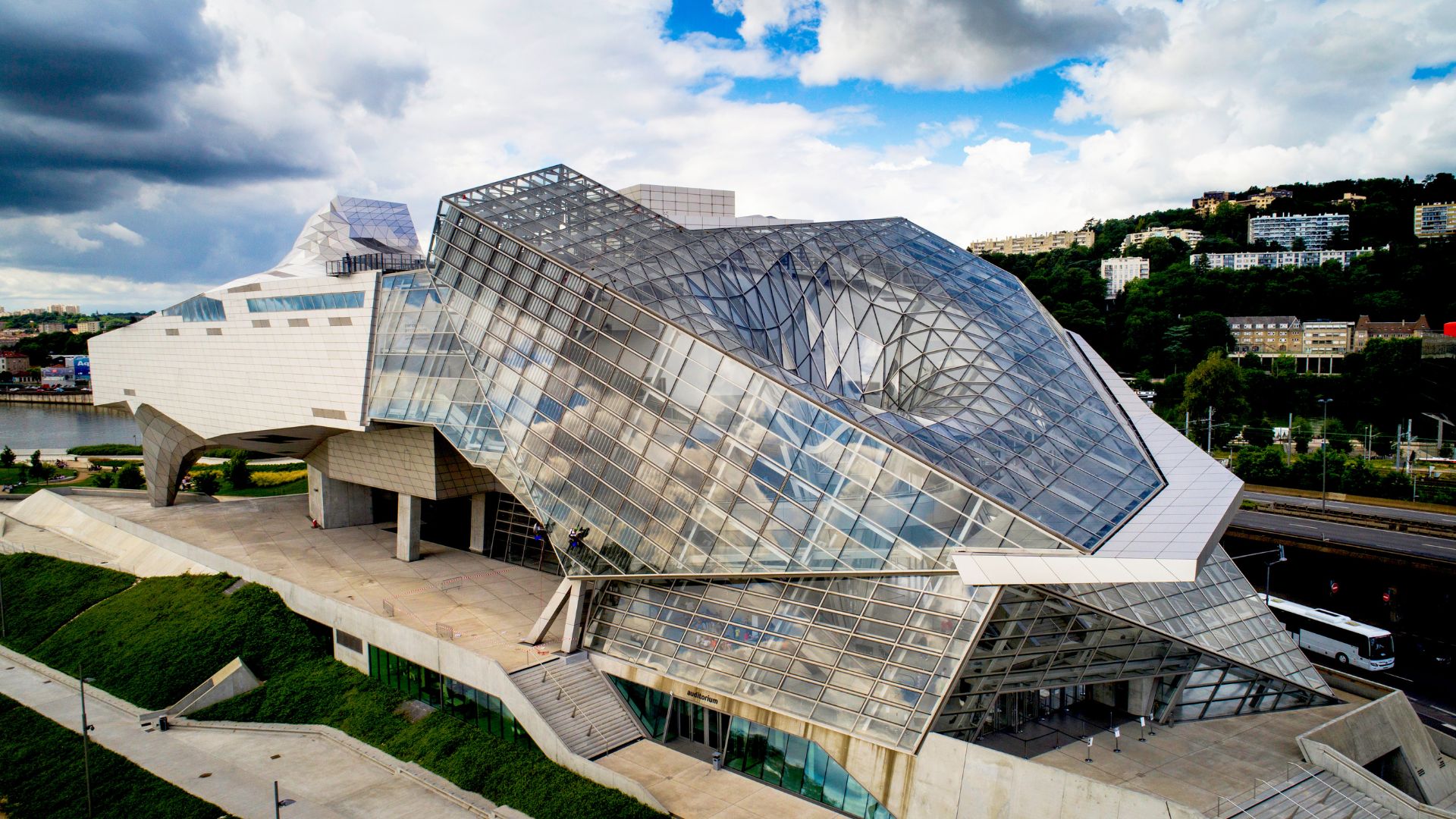 Vue a&eacute;rienne du Mus&eacute;e des Confluences &copy; Jean-Pierre Poupon - arcom design