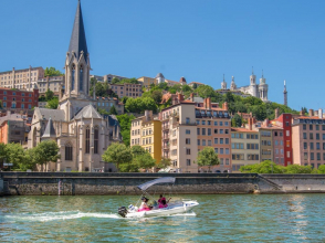 Cap Confluent boat rental without license