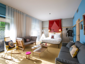 Mob Hôtel © Aldo Parede