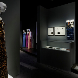 L'exposition Yves Saint Laurent au Musée des Tissus © Pierre Verrier