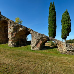 L'Aqueduc Romain du Gier - © Philippe Schuller